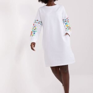 Sukienka Model RV-SK-8979.94P White - Rue Paris