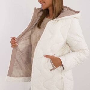 Kurtka Damska Model MBM-KR-2319.37 Ecru - MBM