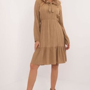 Sukienka Model TW-SK-BI-CB3331.88 Camel - Och Bella