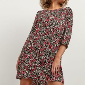 Sukienka Model T391/5 Łączka Black - Tessita